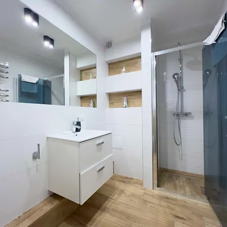 Economy W Porcie By Ms Pro Appartement *