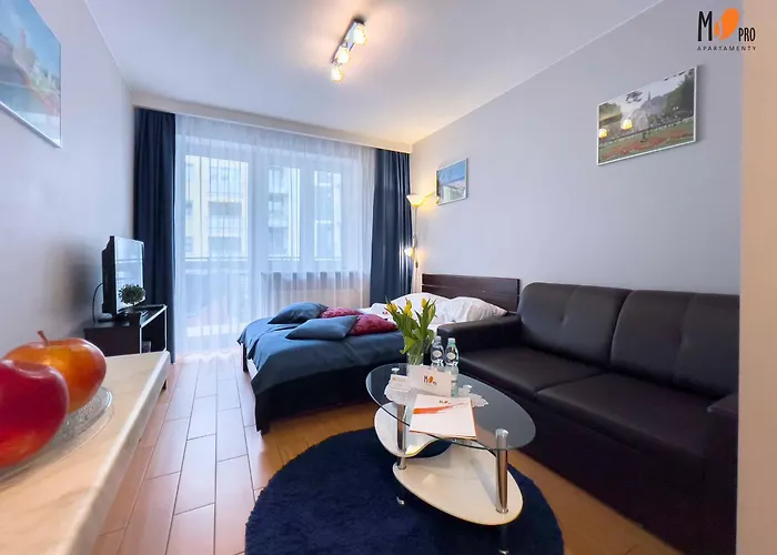 Economy W Porcie By Ms Pro *