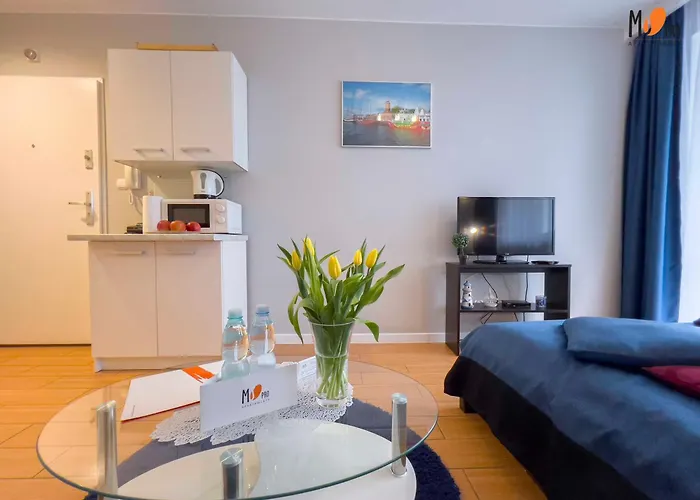 Economy W Porcie By Ms Pro