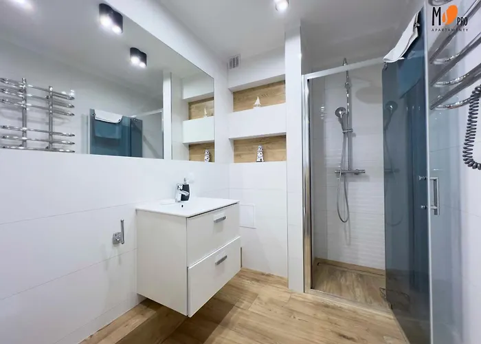 Economy W Porcie By Ms Pro דירה *